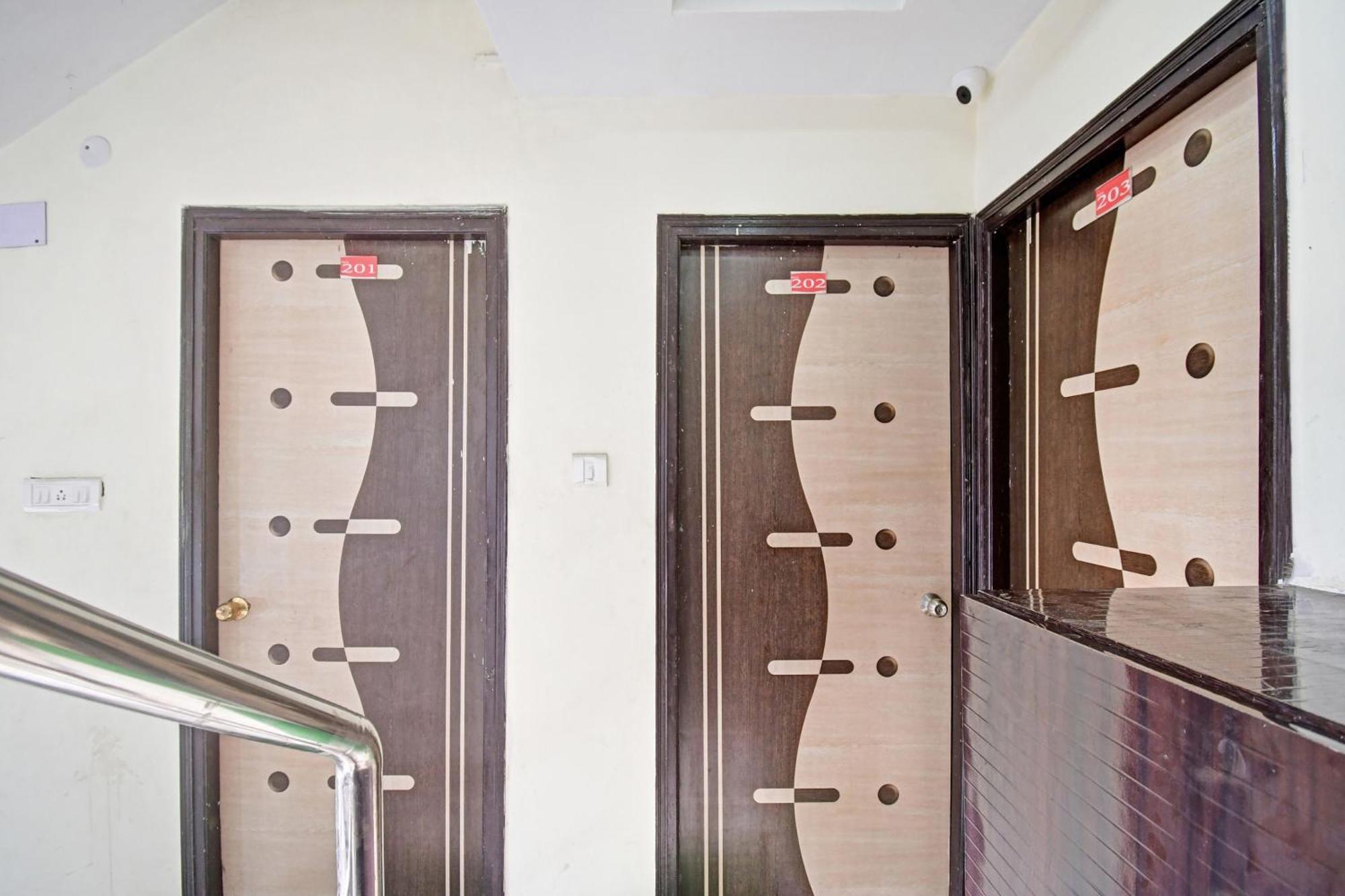 Hotel O New Aamaze Inn Near Acropolis Mall Calcutta Extérieur photo