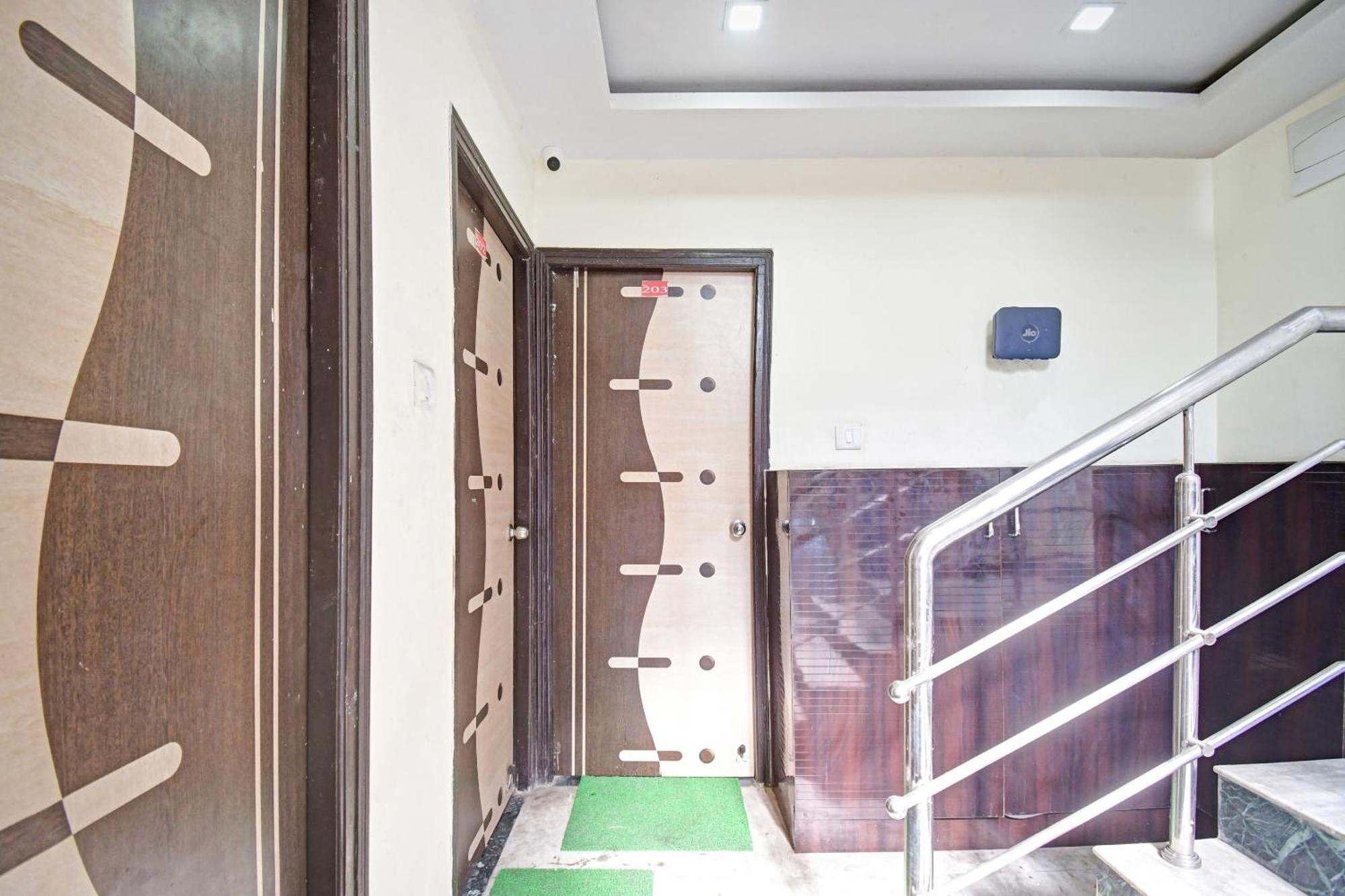Hotel O New Aamaze Inn Near Acropolis Mall Calcutta Extérieur photo